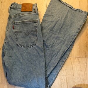 Levi’s 70 high flare women’s Jean
